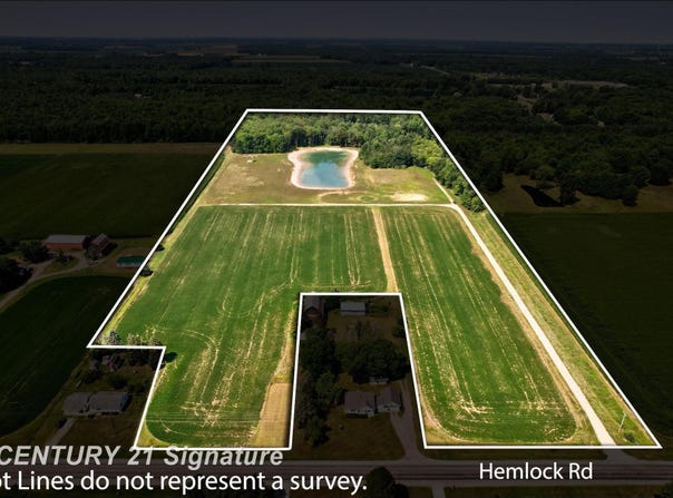 2250 S Hemlock Road, Hemlock, MI 48626