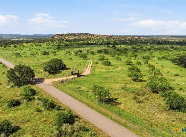 5230 County Road 409, TX 76885