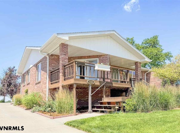 5502 ORIOLE DR, Scottsbluff, NE 69361