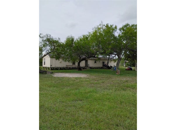 134 CR 3524, Robstown, TX 78380