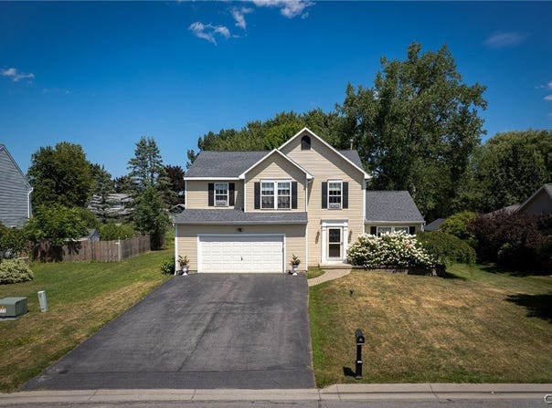 8272 Wheatberry, Clay, NY 13041