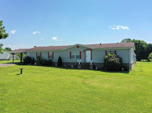15 Rushing Rd, MILAN, TN 38358