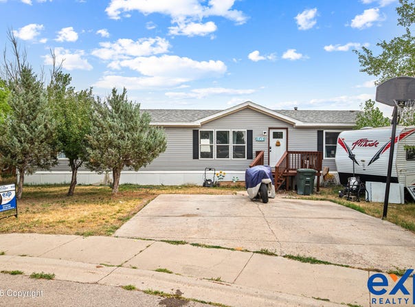 2011 Utah, Gillette, WY 82716