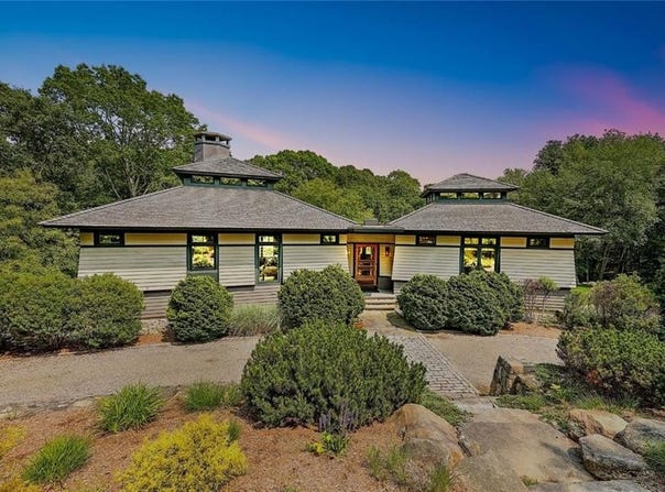 13 NO BOTTOM Ridge, Westerly, RI 02891