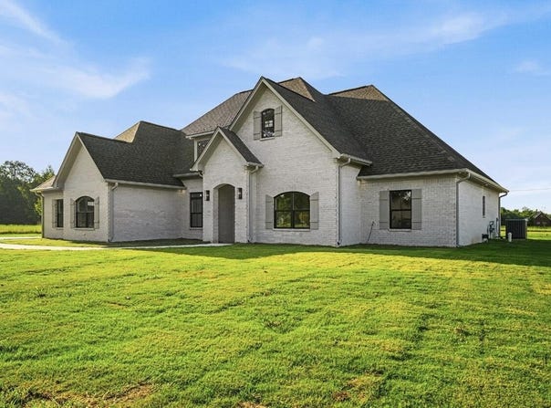 50008 Shady Meadows Dr, Amory, MS 38821