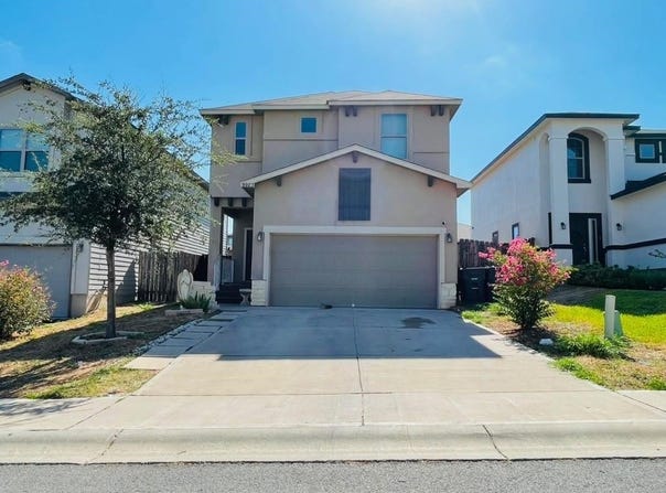 9983 Inmaculada Ln, Laredo, TX 78045