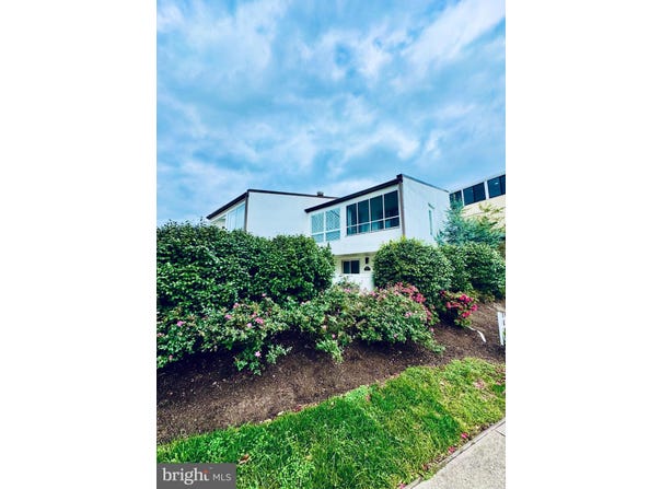 29 DELAWARE Avenue, REHOBOTH BEACH, DE 19971