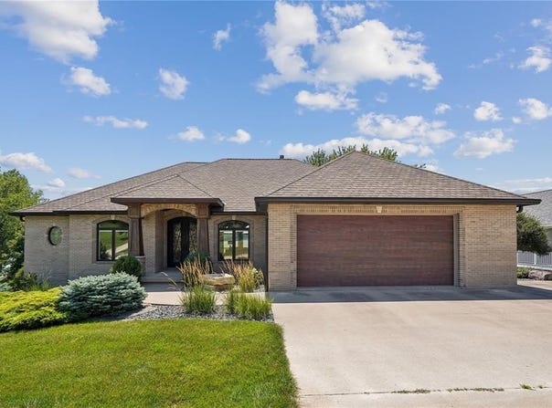 110 Hillcrest Ridge, Montezuma, IA 50171