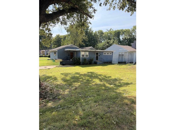 1092 N EVERGREEN St, Memphis, TN 38107