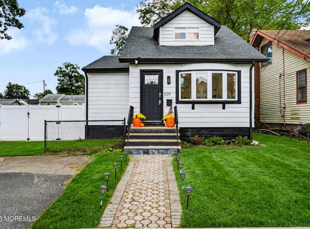 839 Brookside Avenue, Cliffwood Beach, NJ 07735