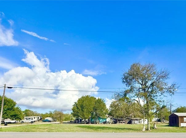 5730 FM 616, Vanderbilt, TX 77979