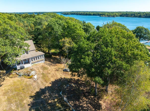 83 Central Avenue, Brunswick, ME 04011