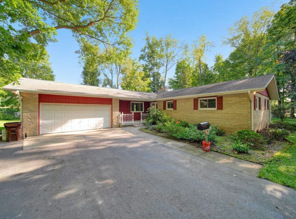 6480 Sears Road, Horton, MI 49246