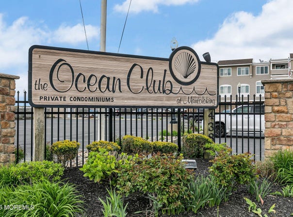 438 Highway 35, Mantoloking, NJ 08738