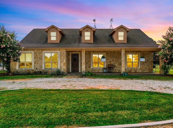 180 Hcr 2224 E, Aquilla, TX 76622