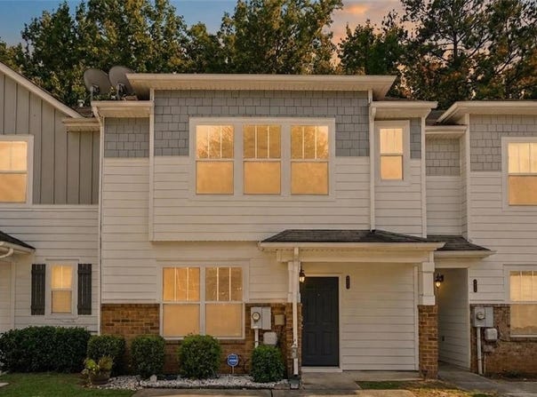 4455 Watson Ridge Drive, Stone Mountain, GA 30083