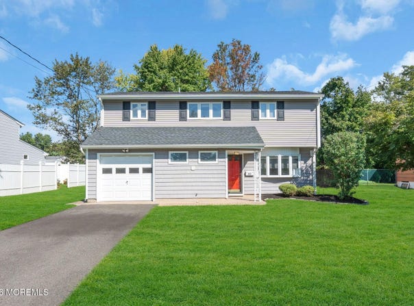 80 Throckmorton Lane, Old Bridge, NJ 08857