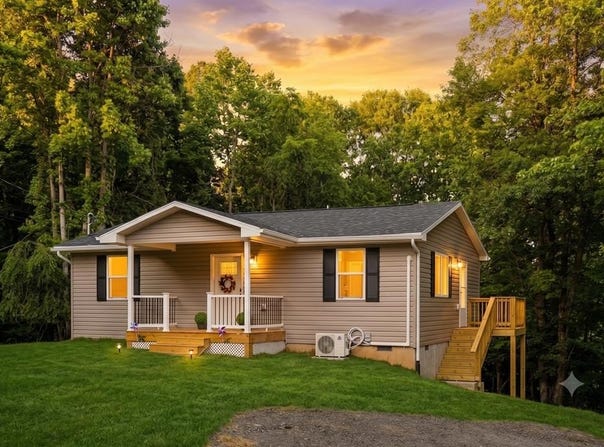 102 Holly St., Galax, VA 24333
