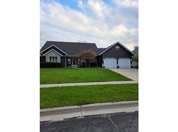 200 Fairbrook Drive, Waunakee, WI 53597