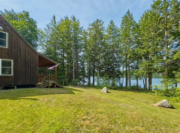 660 Sprague Road, Waldoboro, ME 04572