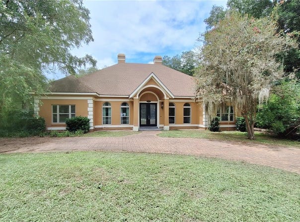 2210 SE LAUREL RUN Drive, OCALA, FL 34471