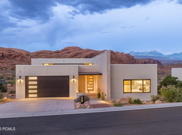 112 Badgers Bend, Moab, UT 84532