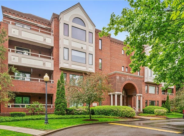 100 Denniston St, Pittsburgh, PA 15206