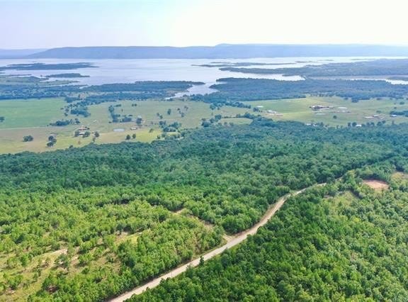 31 SW 1028th, Talihina, OK 74571