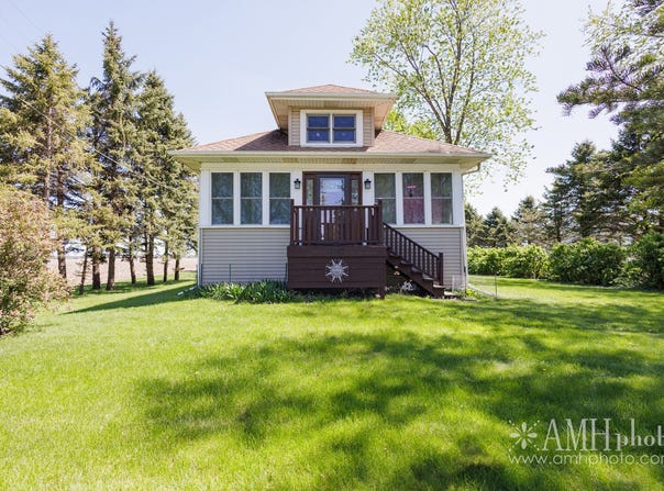 3743 S 8500 E Road, St. Anne, IL 60964