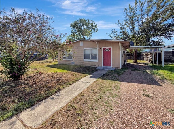 2907 Cypress Street, Victoria, TX 77901