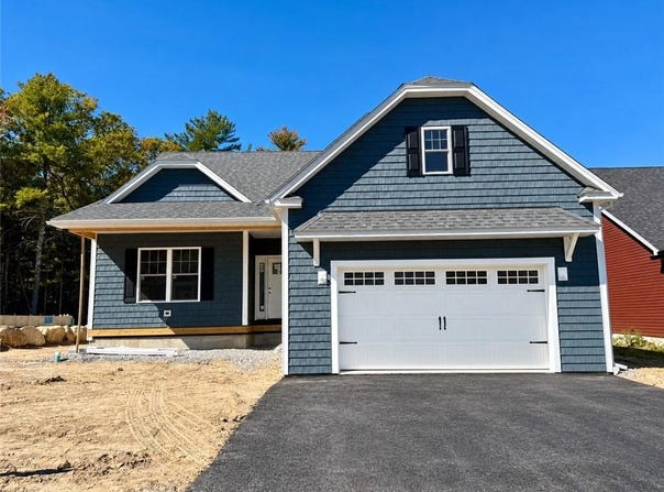 87 Sunset Lake Circle, Coventry, RI 02816