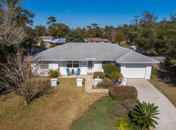 901 Mariana Pl, St Augustine, FL 32086