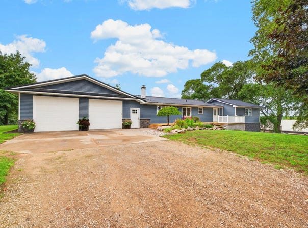 765 S 44th Avenue, Shelby, MI 49455