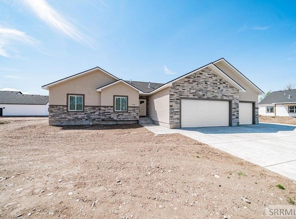 1618 Tide Pool Drive, Idaho Falls, ID 83404