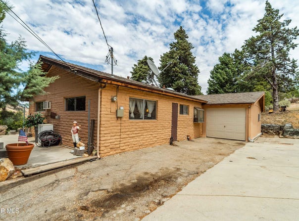 42766 Ranch Club Road, Lake Hughes, CA 93532