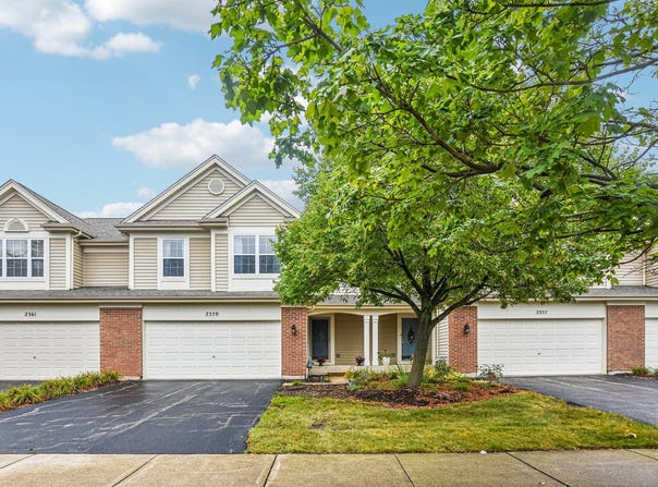 2359 Foxmoor Lane, Aurora, IL 60502