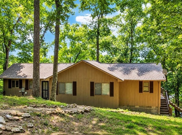 79 Shoreline Circle, Austin, KY 42123