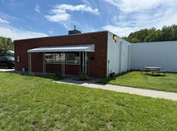 17202 COURTHOUSE RD, EASTVILLE, VA 23347
