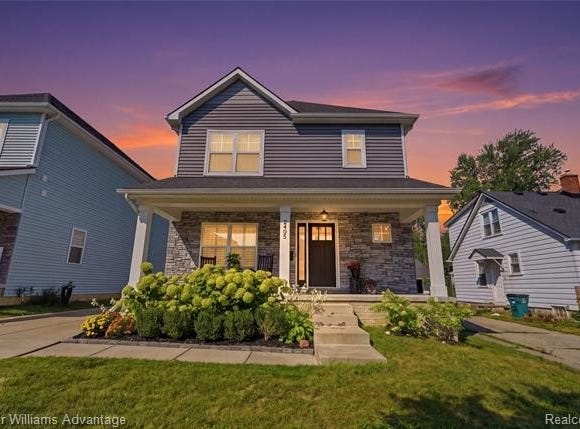 2405 Oakshire Avenue, Berkley, MI 48072
