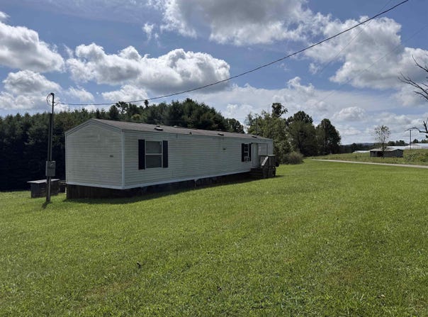 1577 Pine Branch Road, Laurel Fork, VA 24352