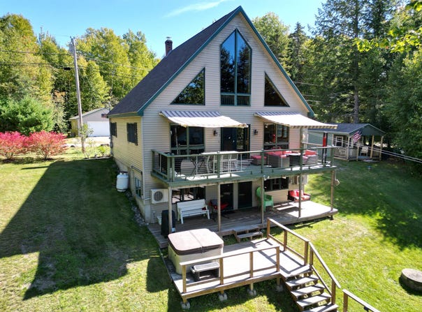 160 McGregor Road, Burlington, ME 04417