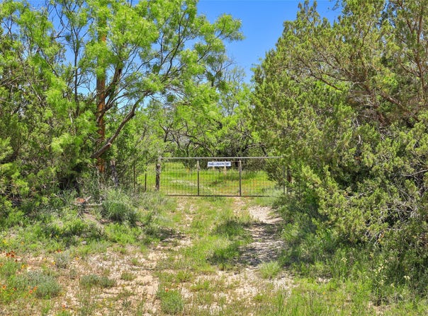 4897 FM 1086, Bradshaw, TX 79567