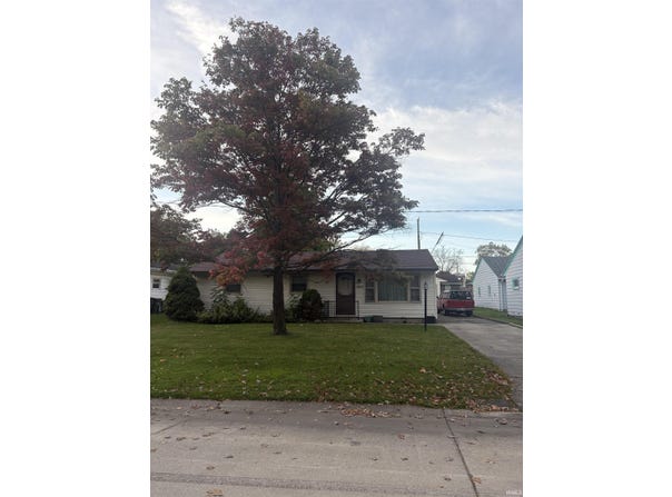 2822 Glenwood Avenue, Fort Wayne, IN 46805