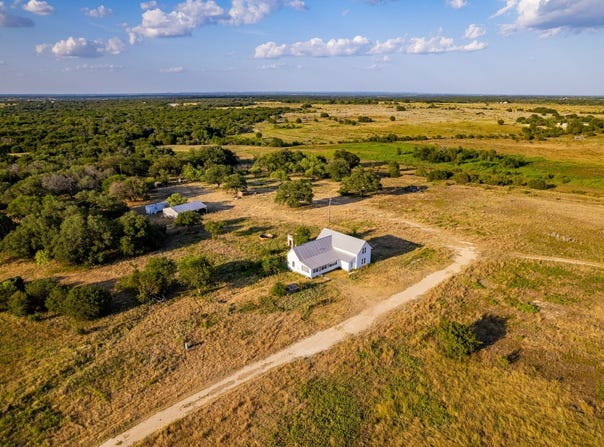 650 FM 914, Hico, TX 76457