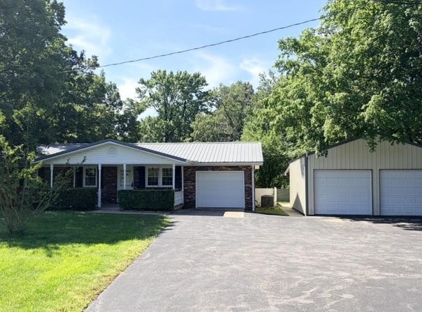 866 State Route 138, Dixon, KY 42409