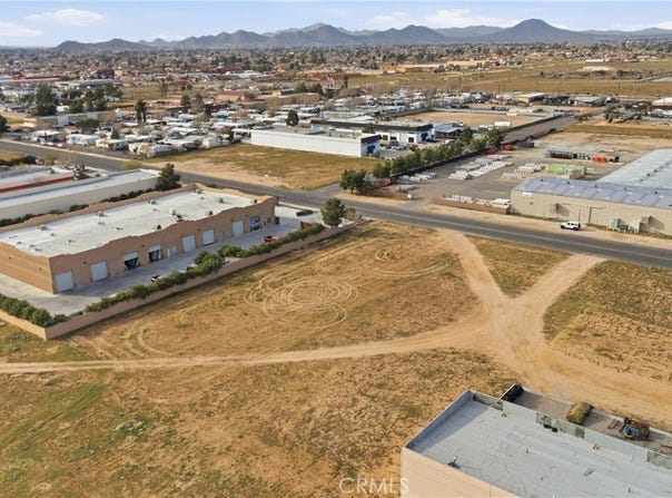 Powhatan Rd, Apple Valley, CA 92308