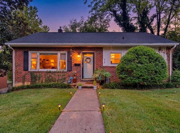 810-812 Welton Ave SW, Roanoke, VA 24015