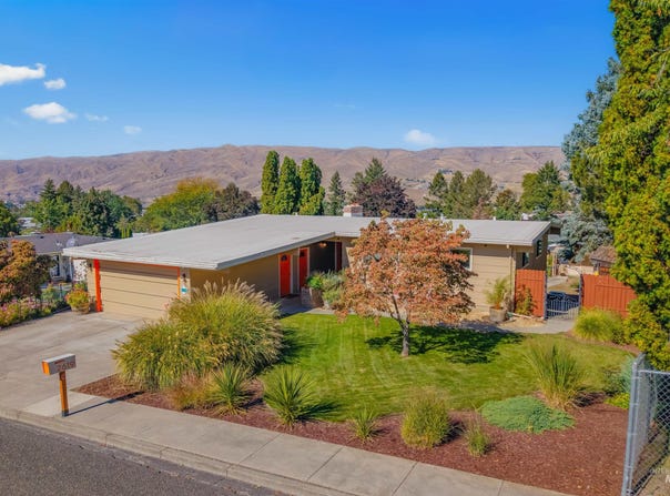 2619 11th Ave, Lewiston, ID 83501