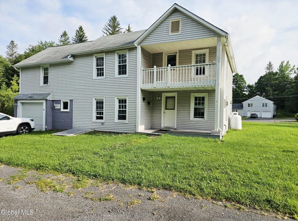 18 Merridale Drive, Berne, NY 12023