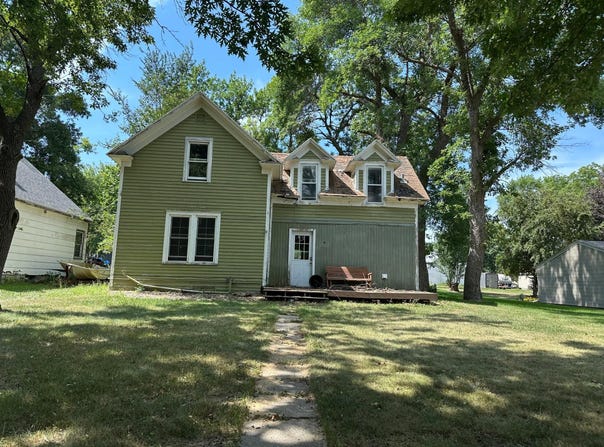 117 S Harold Street, Ivanhoe, MN 56142